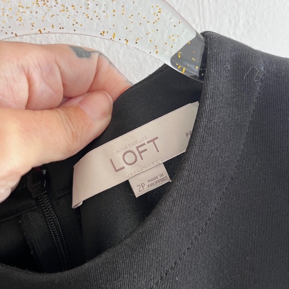 ANN TAYLOR LOFT Black Ruffle Hem Sheath Dress - Picture 4 of 4